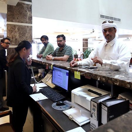 London Crown Hotel Dubai Buitenkant foto