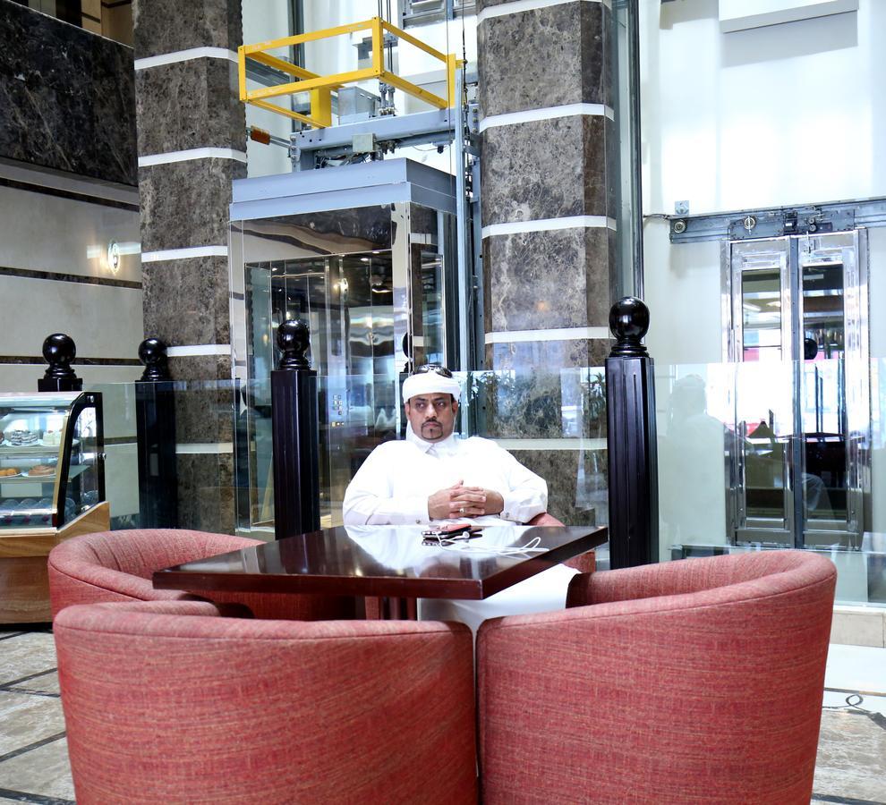 London Crown Hotel Dubai Buitenkant foto
