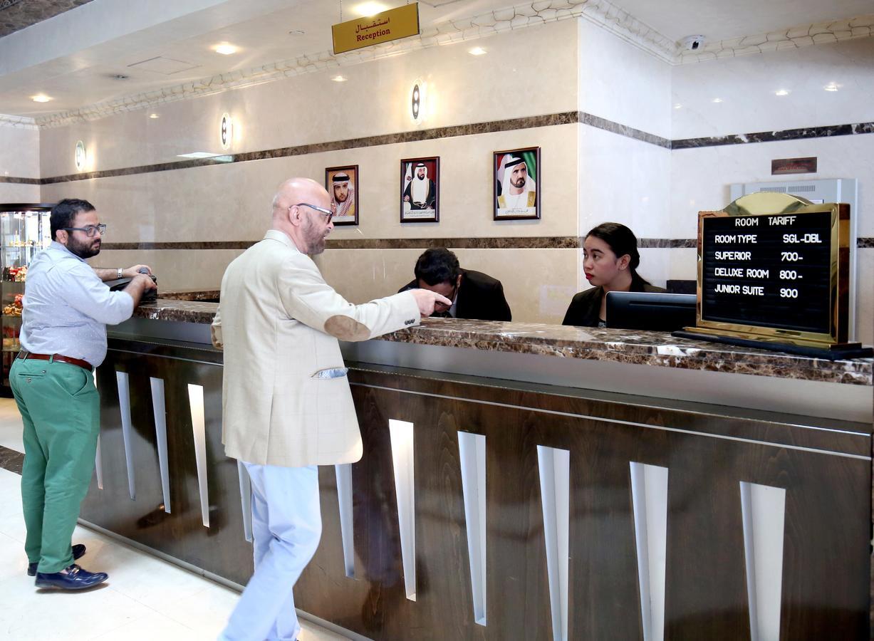 London Crown Hotel Dubai Buitenkant foto