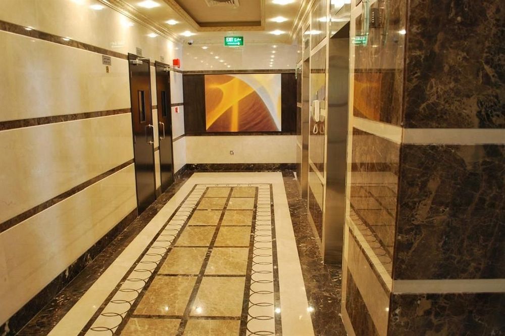 London Crown Hotel Dubai Buitenkant foto